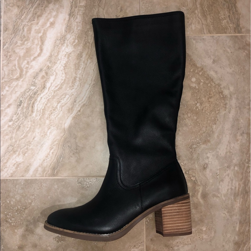 Crown Vintage Leather Daytona Boot in Black
